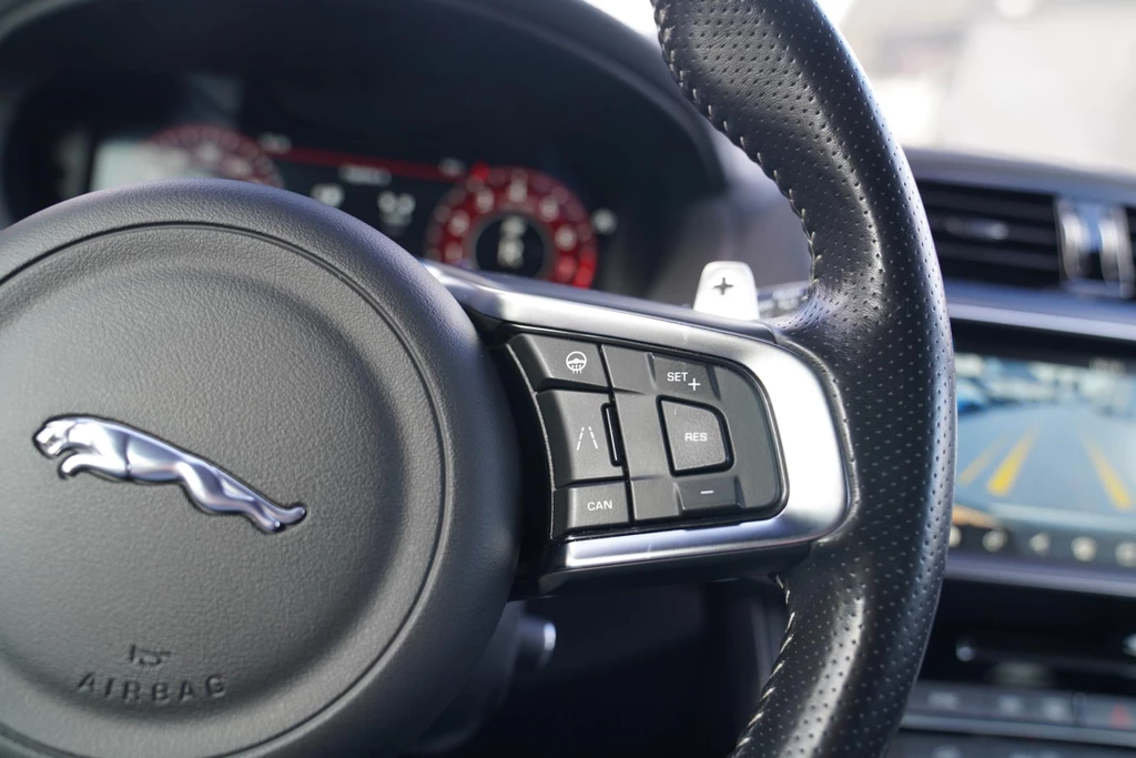 Jaguar F-PACE – foto 89