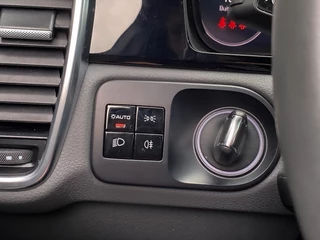 Porsche Cayenne – thumbnail 23