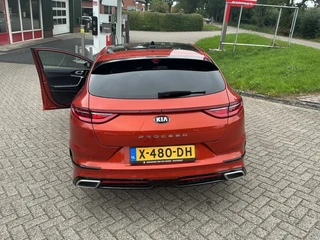 Kia ProCeed – thumbnail 3