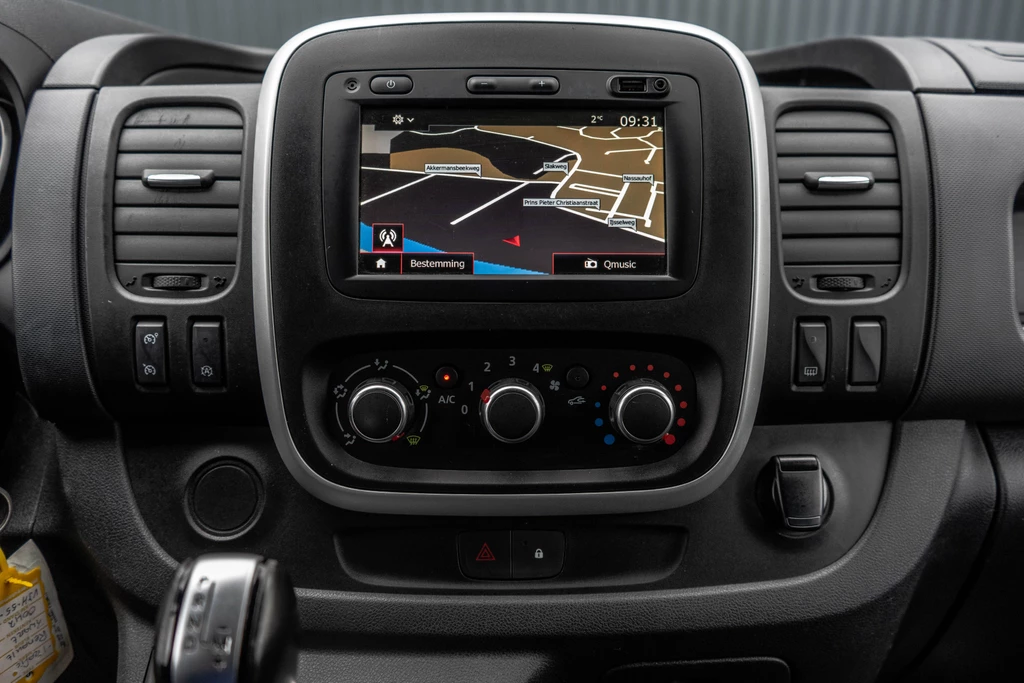 Renault Trafic – foto 21
