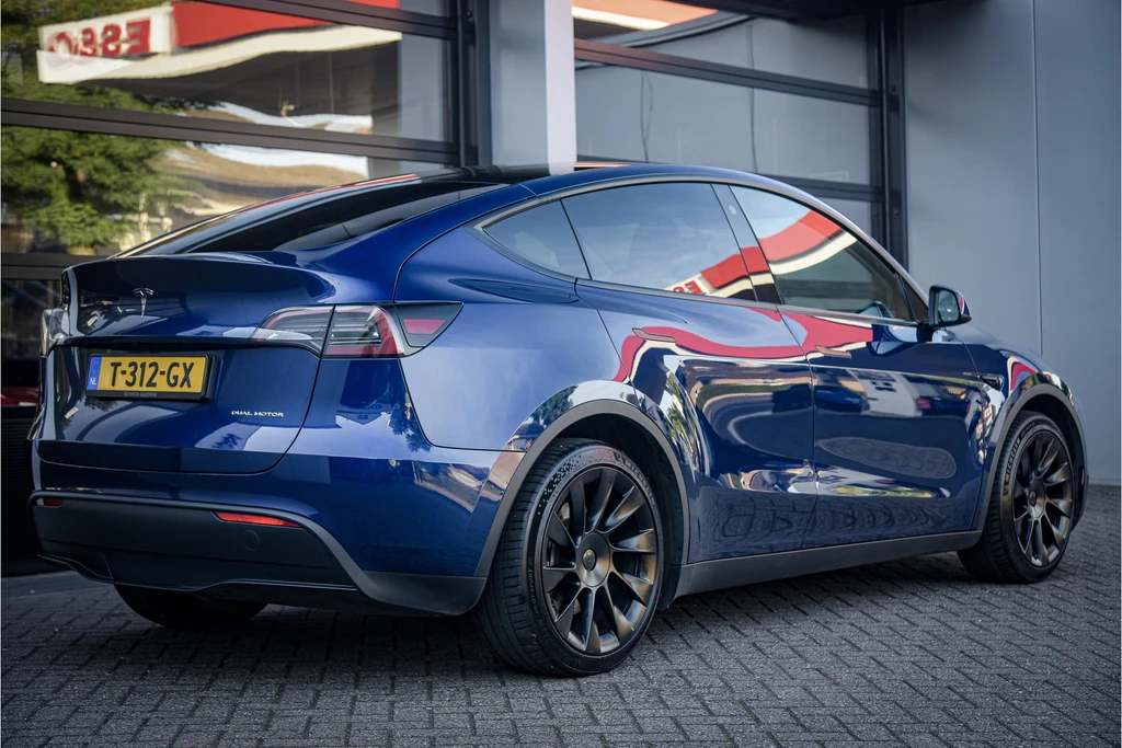 Tesla Model Y – foto 5