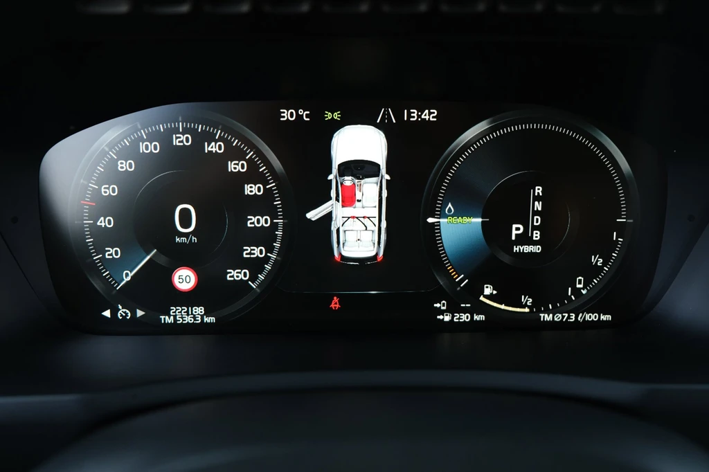 Volvo XC90 – foto 21