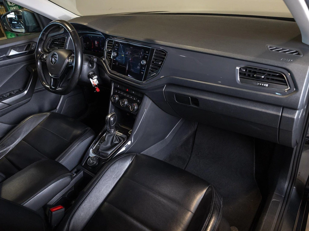 Volkswagen T-Roc – foto 9