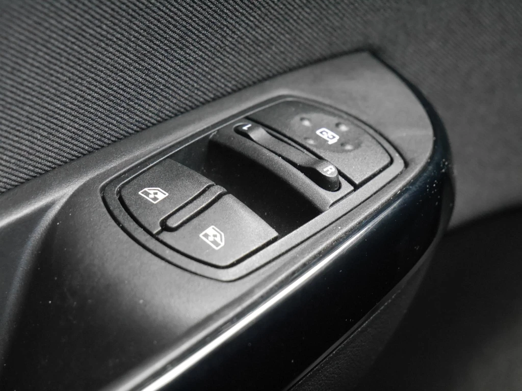 Opel Corsa – foto 14