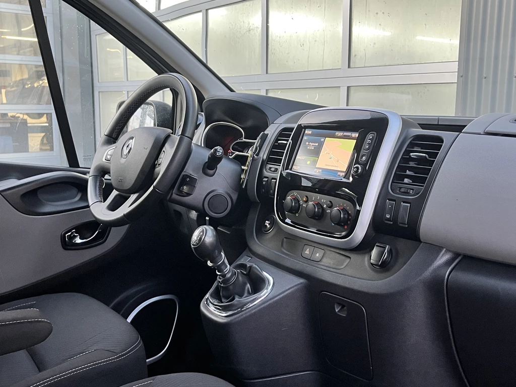 Renault Trafic – foto 29