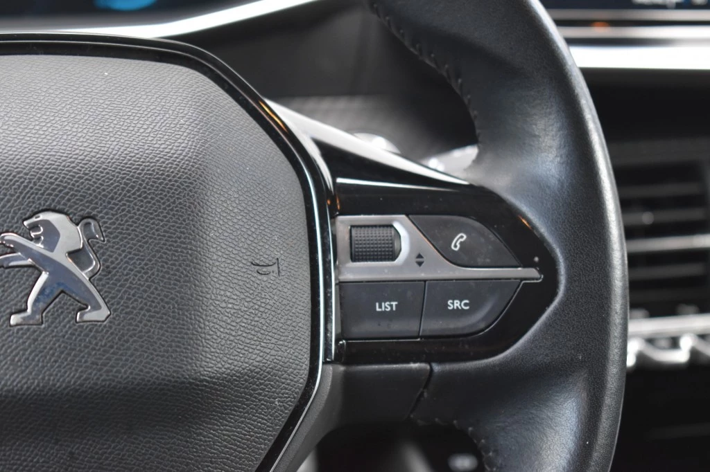 Peugeot 208 – foto 21