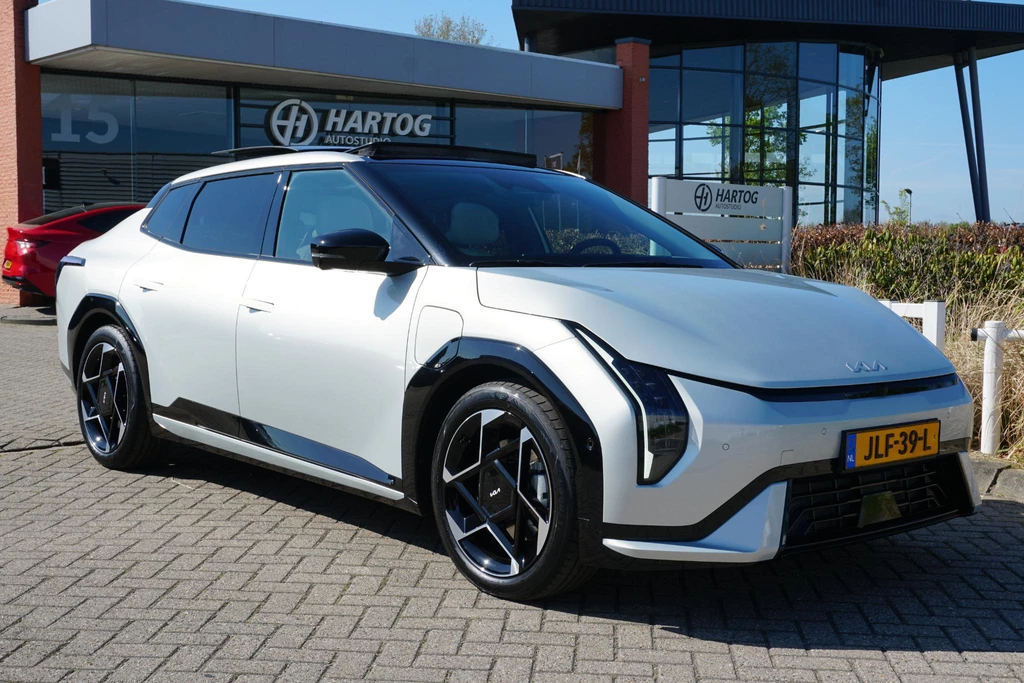 Kia EV4 – foto 7