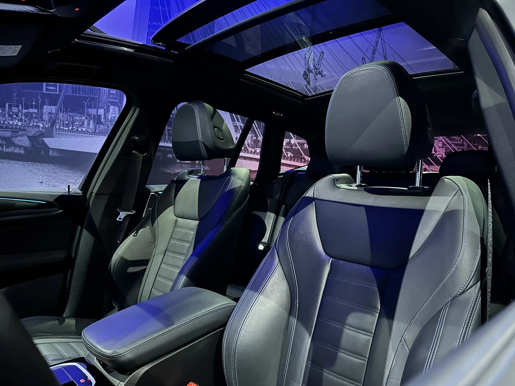 BMW iX3 – foto 21