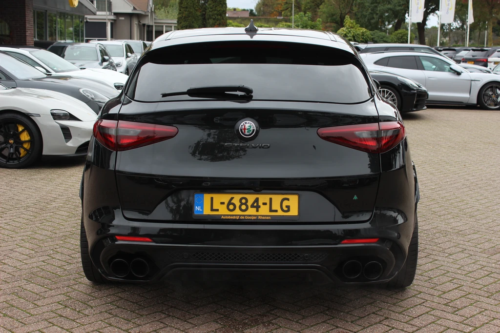 Alfa Romeo Stelvio – foto 4