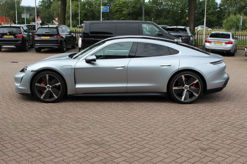 Porsche Taycan – foto 2