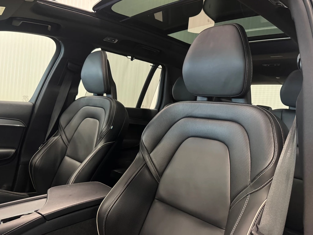 Volvo XC90 – foto 17