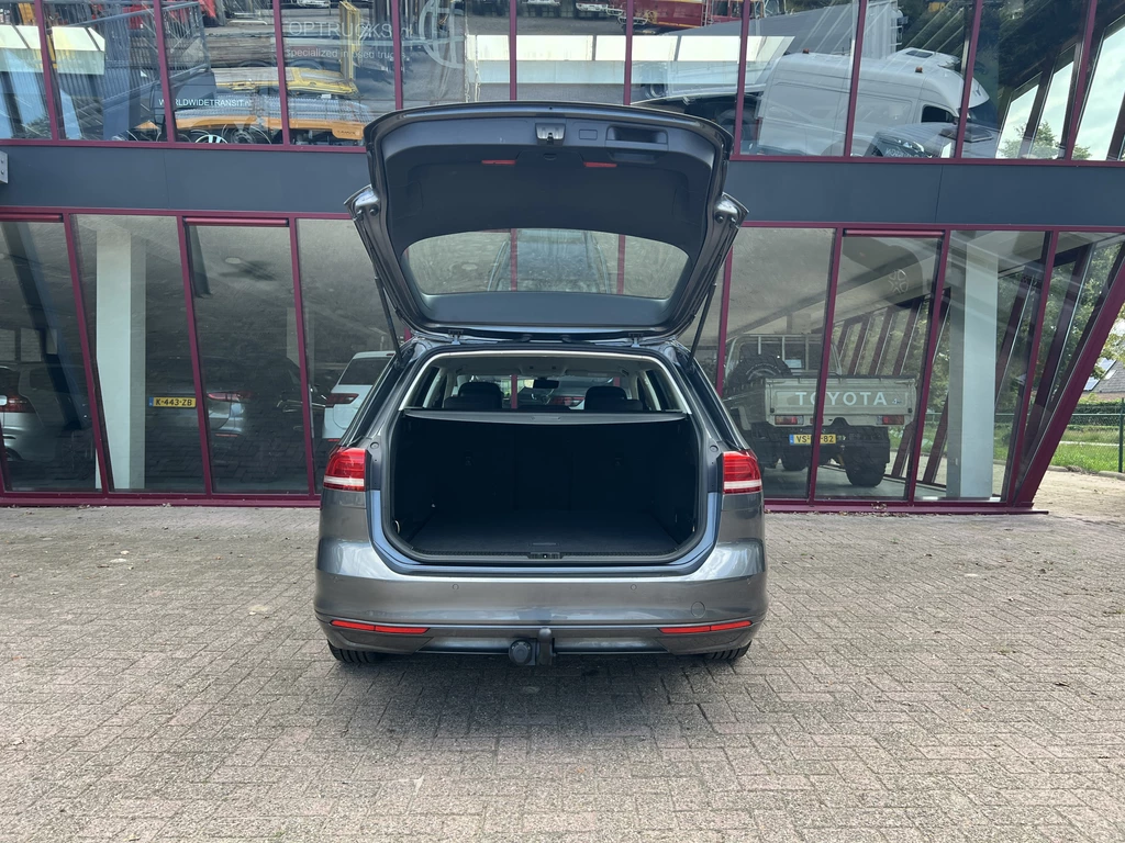 Volkswagen Passat – foto 37