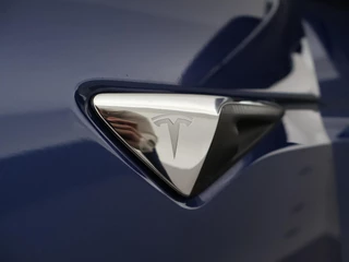 Tesla Model X – thumbnail 84
