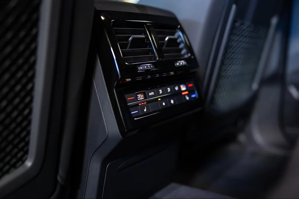 Volkswagen Touareg – foto 12