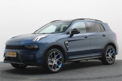 Lynk & Co 01 1.5 Plug-in Hybrid 360° Camera, Panoramadak, Zwarte hemel, ACC, Apple Carplay, Infinity Sound, DAB, 20''