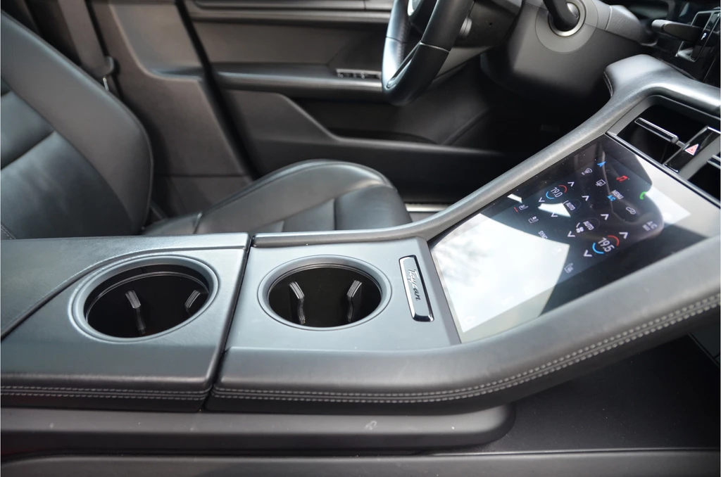 Porsche Taycan – foto 8