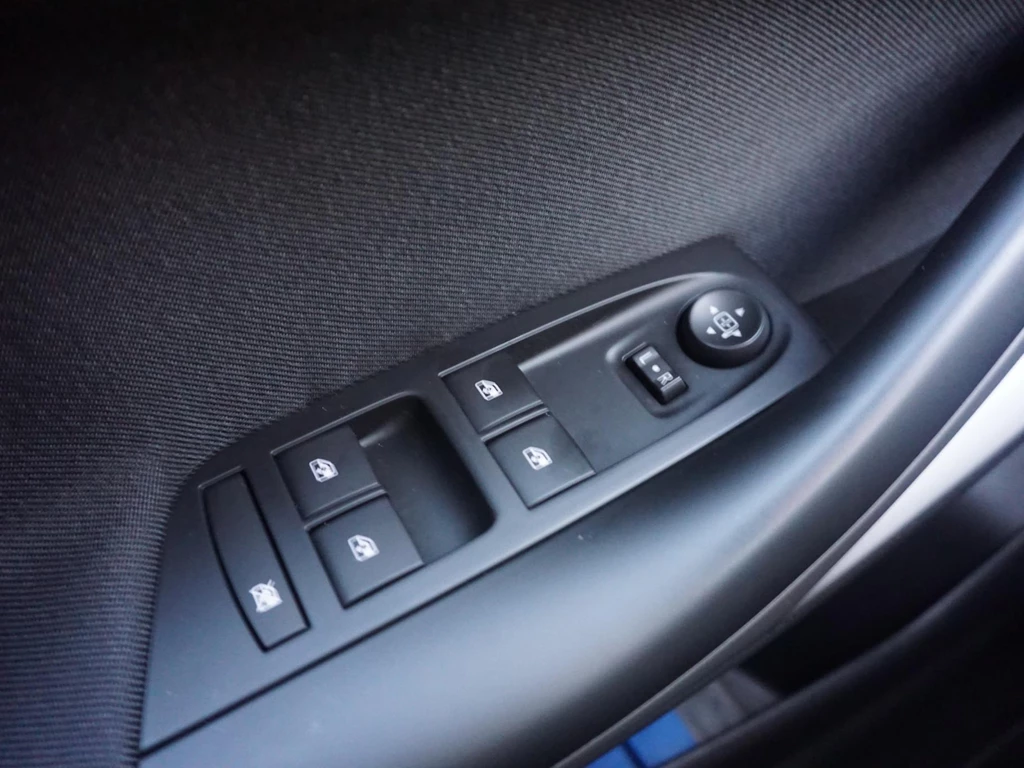 Opel Astra – foto 10