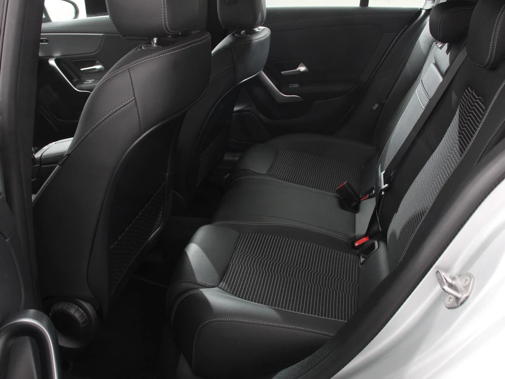 Mercedes-Benz CLA – foto 12