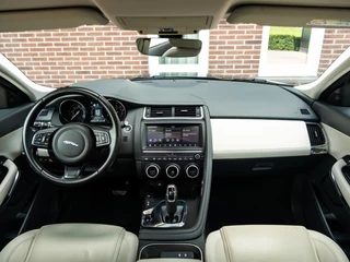 Jaguar E-PACE – thumbnail 18