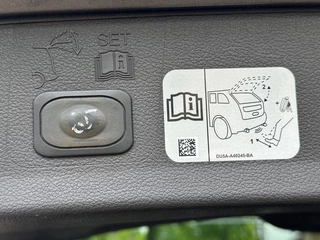Ford Kuga – thumbnail 8