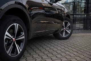 Jaguar E-PACE – thumbnail 9