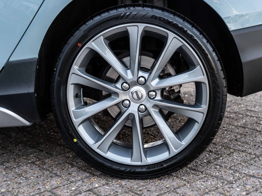 Volvo V40 – foto 12