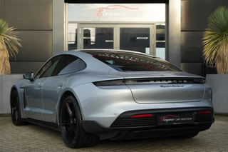 Porsche Taycan – thumbnail 2