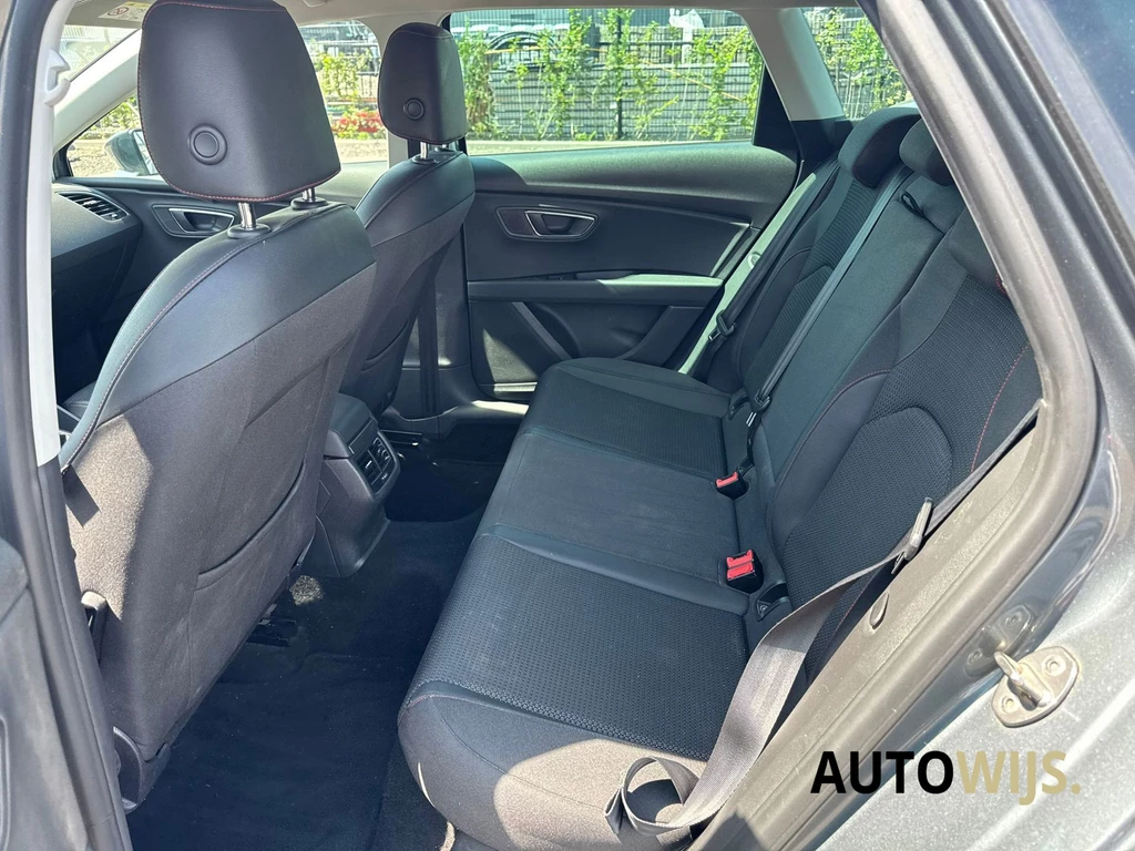 SEAT Leon – foto 16