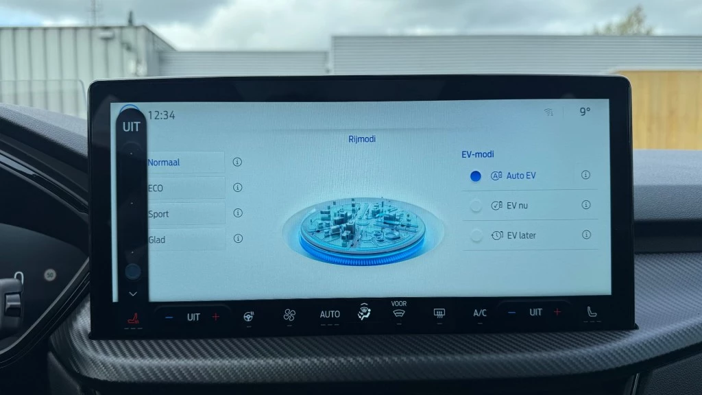 Ford Kuga – foto 14
