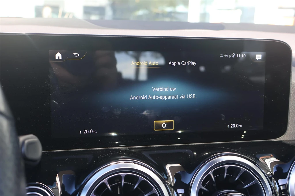 Mercedes-Benz EQA – foto 17