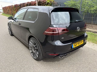 Volkswagen Golf – thumbnail 5
