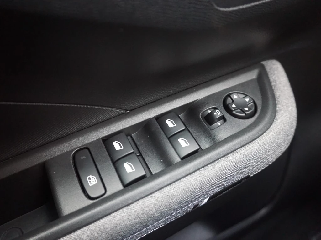 Opel Frontera – foto 9
