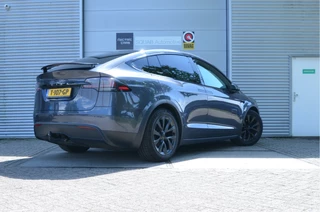 Tesla Model X – thumbnail 4