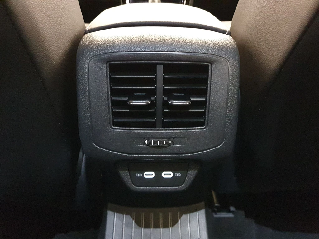Volkswagen T-Roc – foto 30