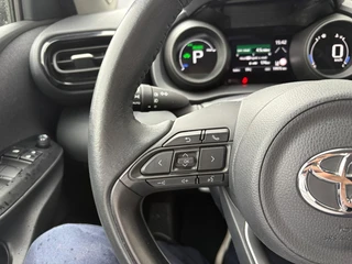 Toyota Yaris – thumbnail 16