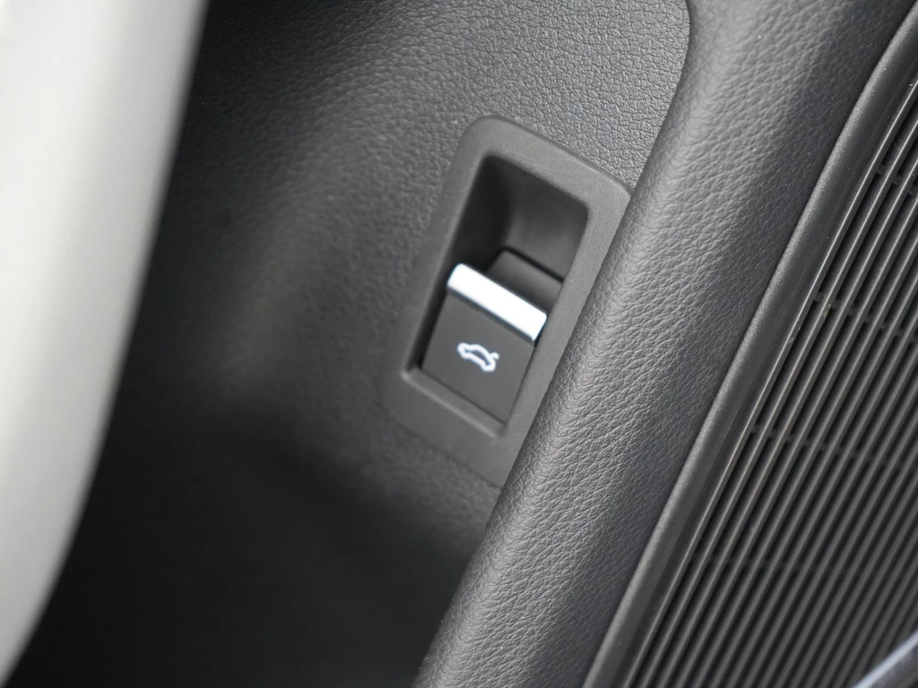 Audi RS4 – foto 37