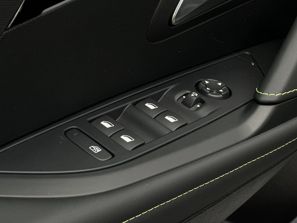 Peugeot 208 – foto 23