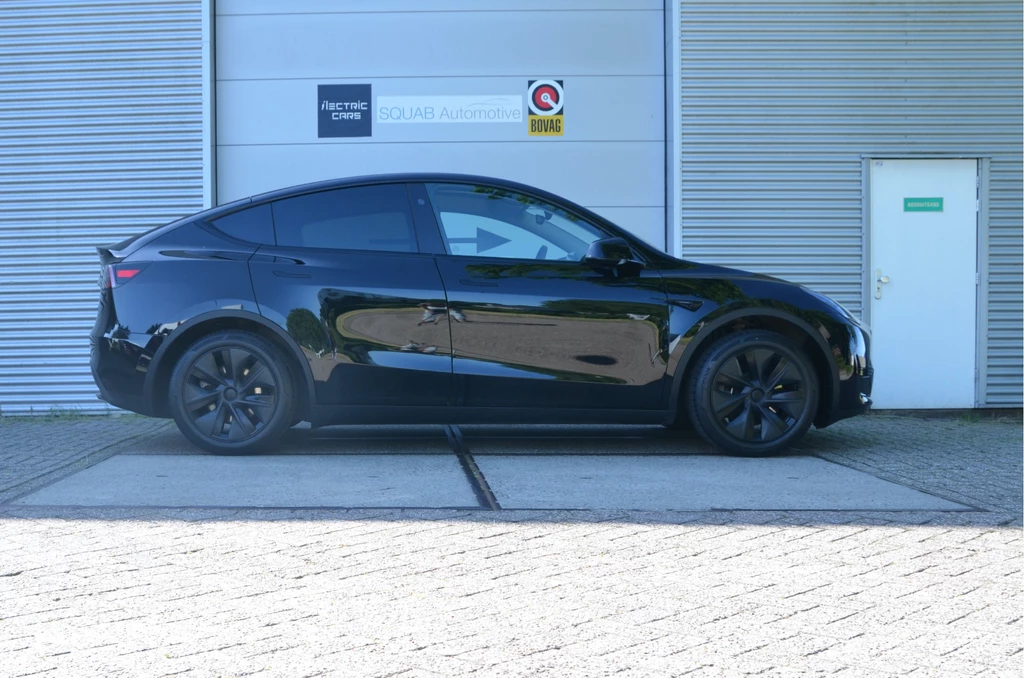 Tesla Model Y – foto 4