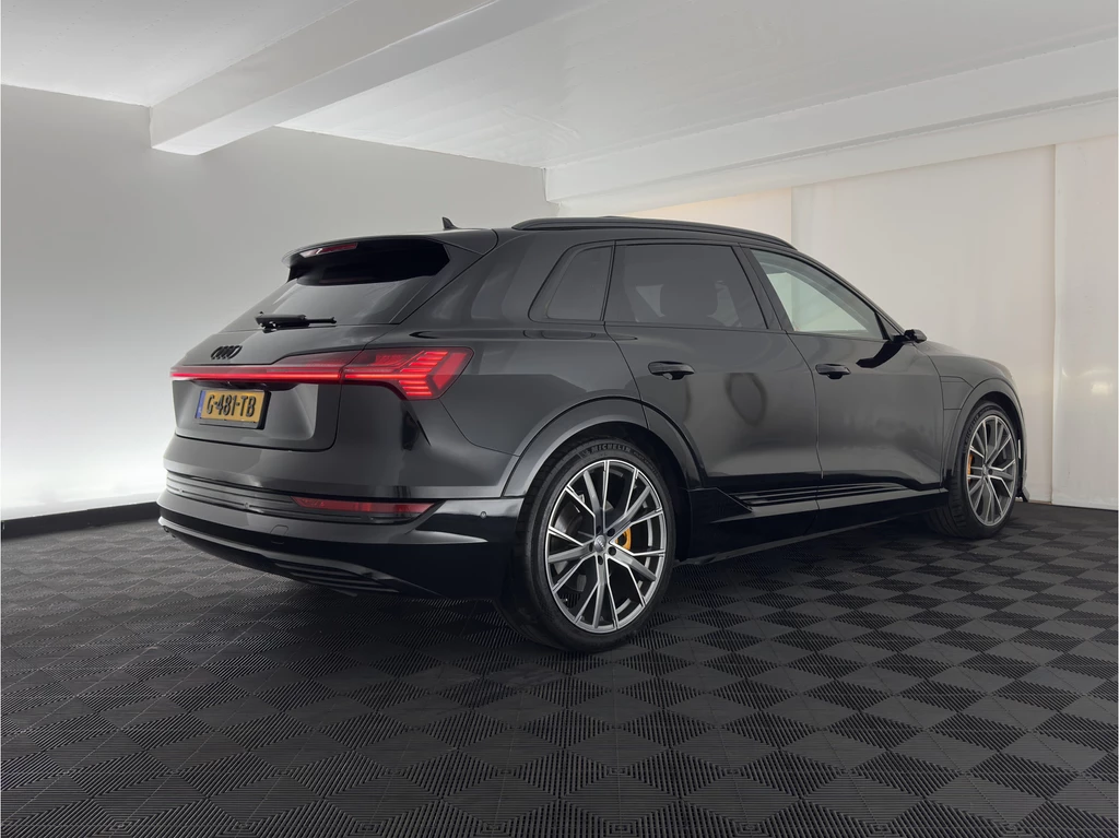 Audi e-tron – foto 4