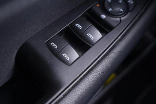 Opel Insignia – thumbnail 25