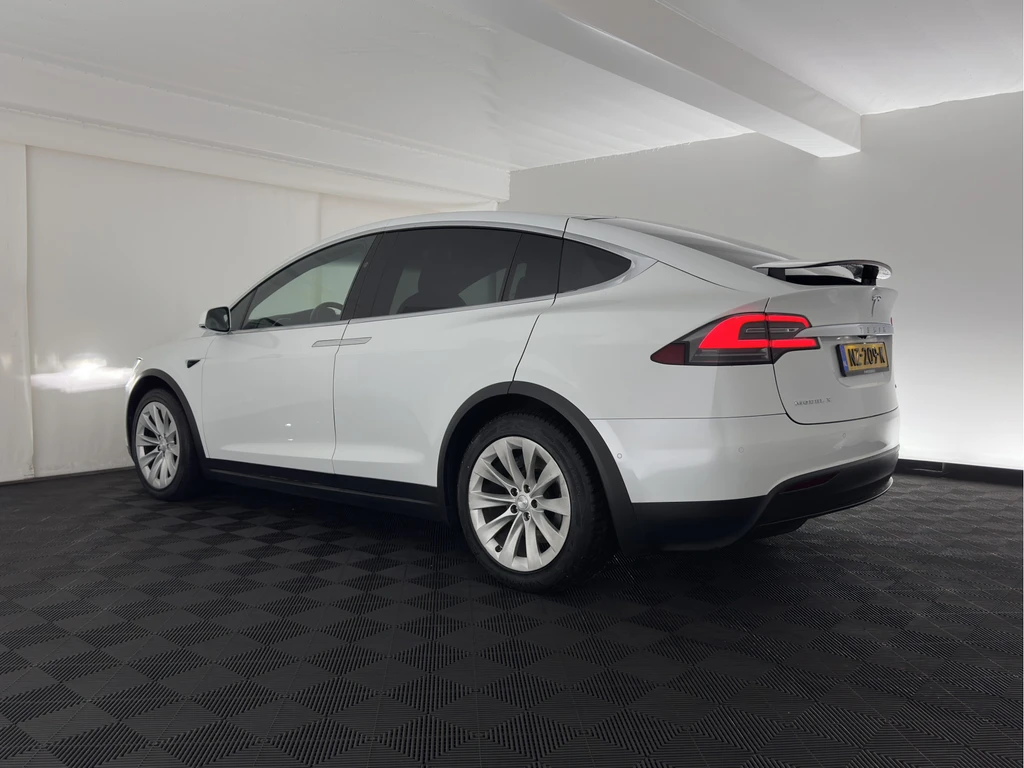 Tesla Model X – foto 2