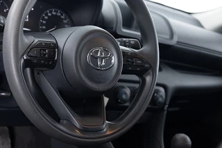 Toyota Yaris – thumbnail 13