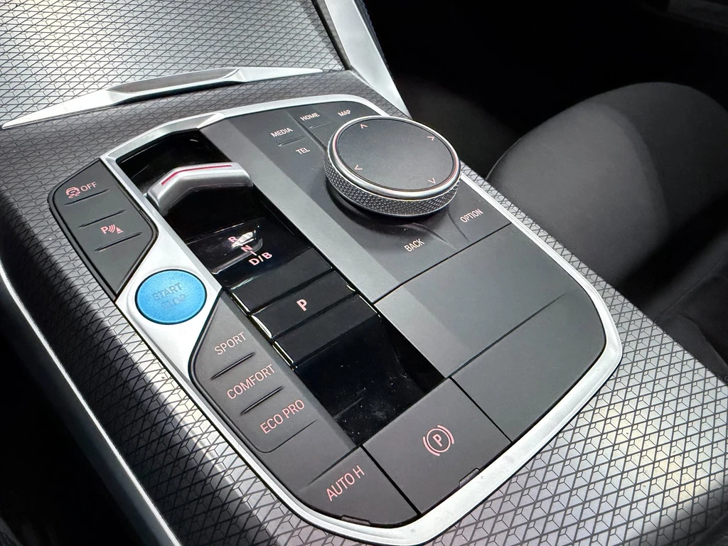 BMW i4 – foto 18