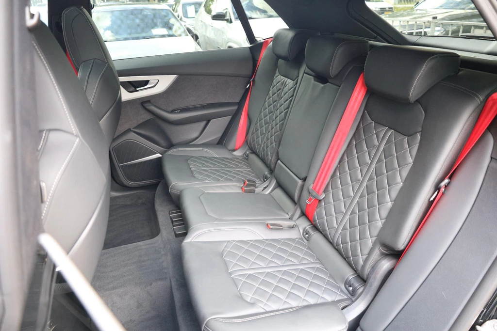 Audi Q8 – foto 31