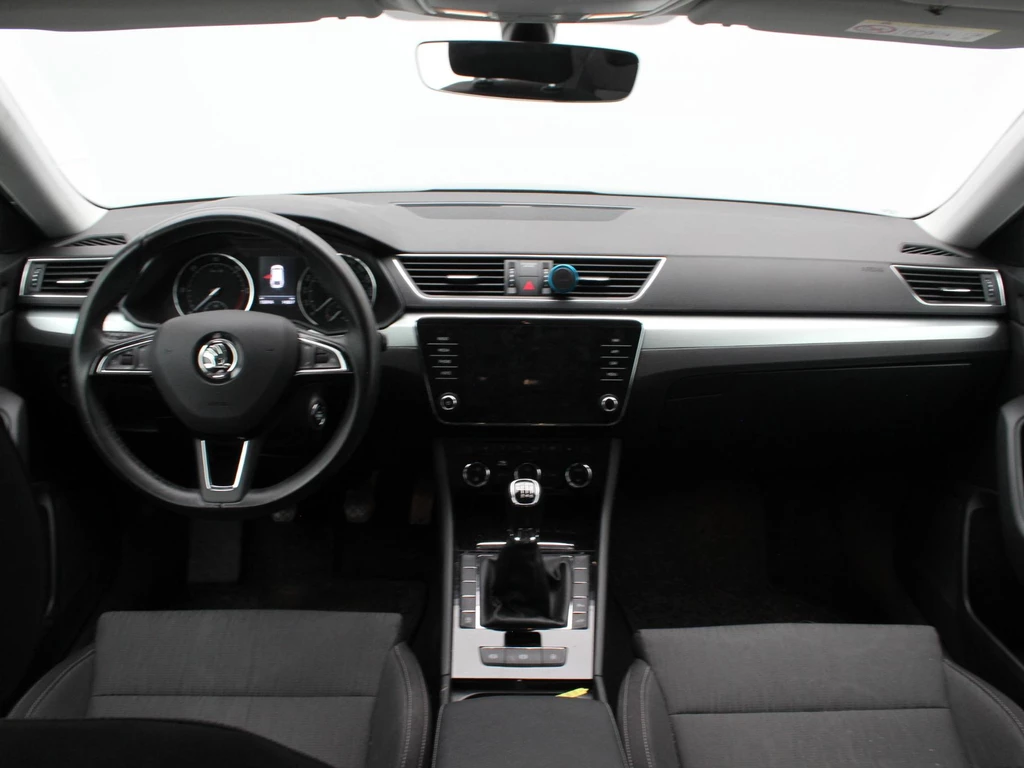 Škoda Superb – foto 8