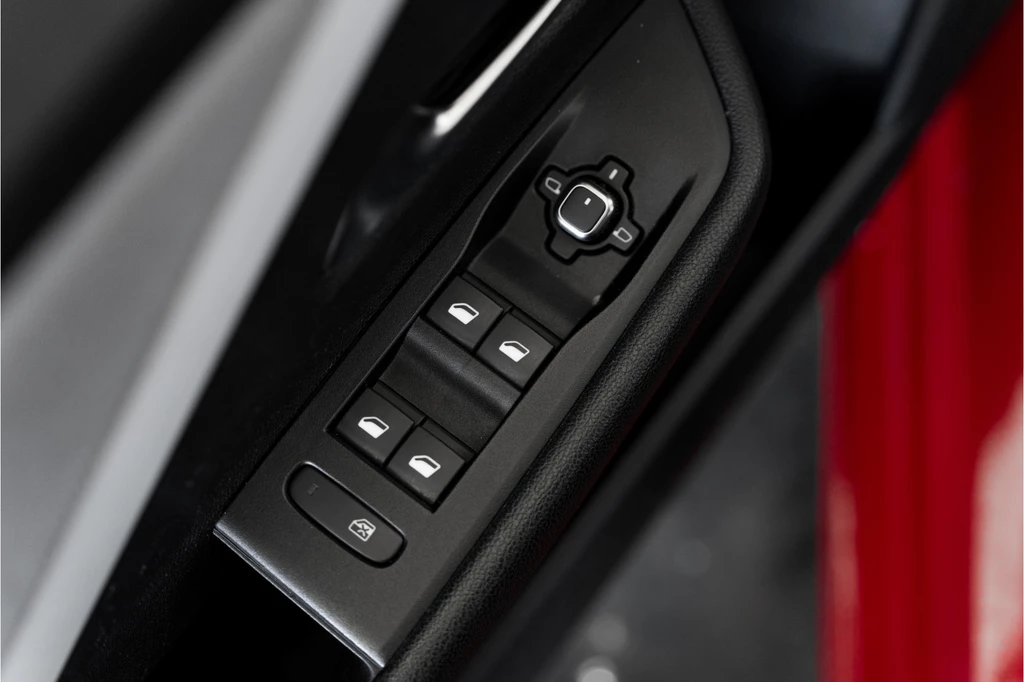 Opel Astra – foto 31