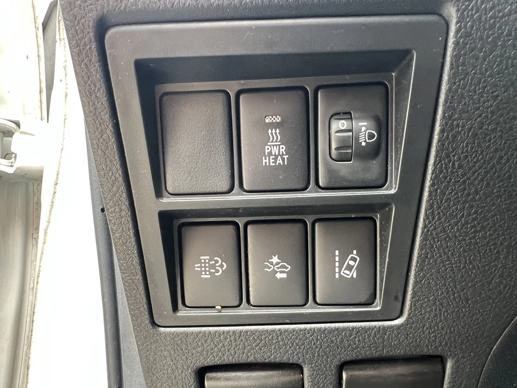 Toyota Hilux – foto 24
