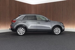Volkswagen T-Roc – thumbnail 5