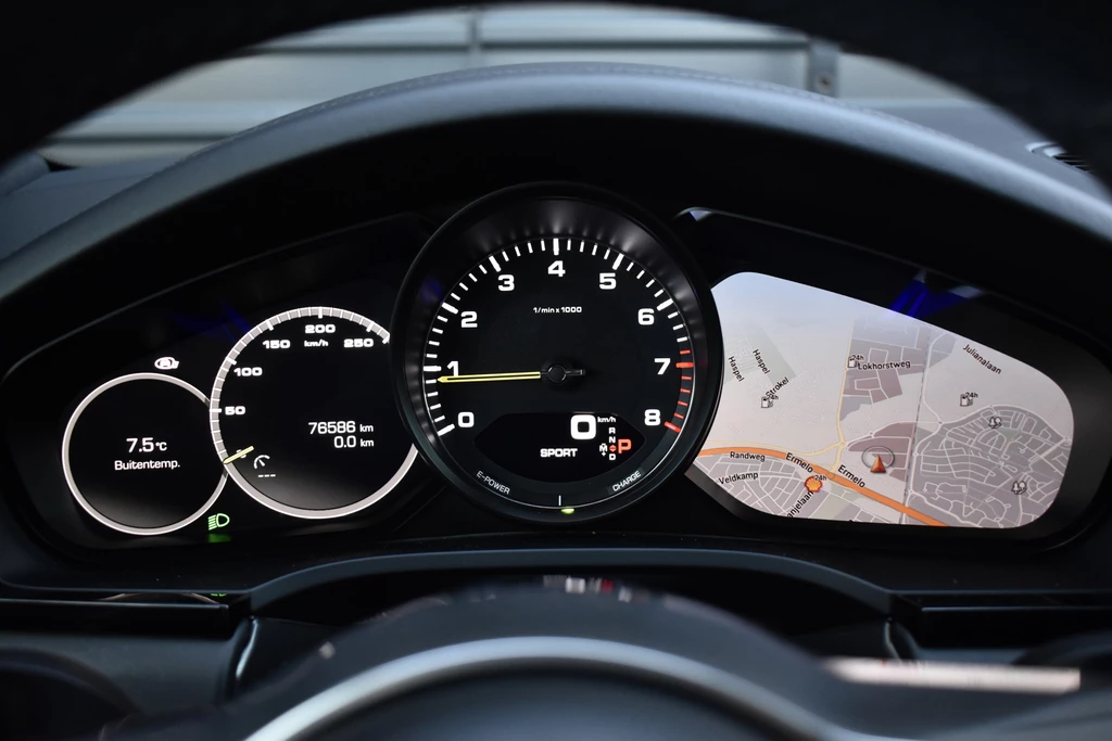 Porsche Cayenne – foto 10