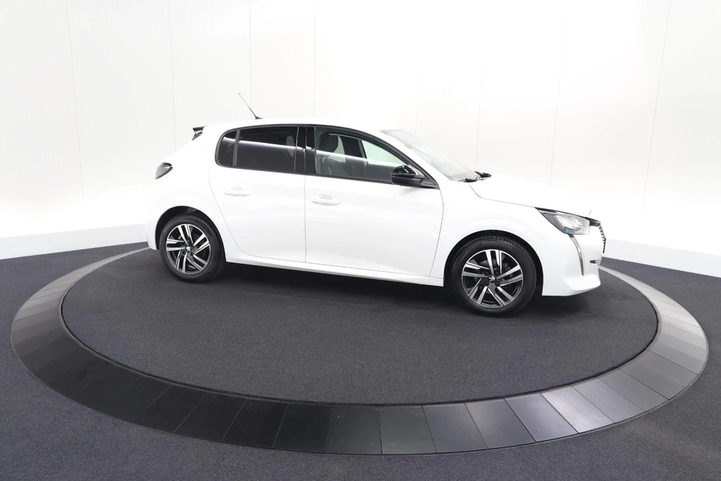 Peugeot 208 – foto 10